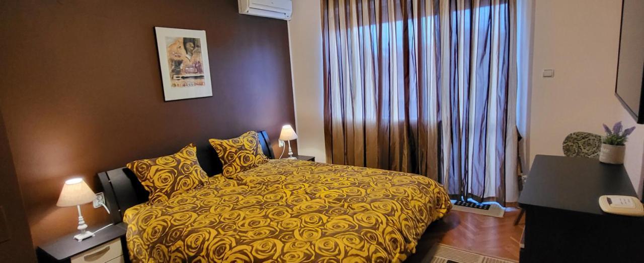 Style Apartment Pomorie Esterno foto